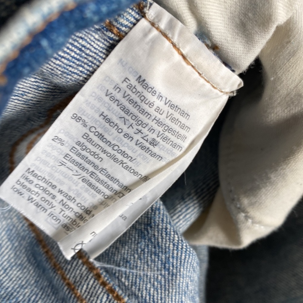 Madewell Slim Straight Jeans: Distressed Button-Front Edition - Picture 6 of 14